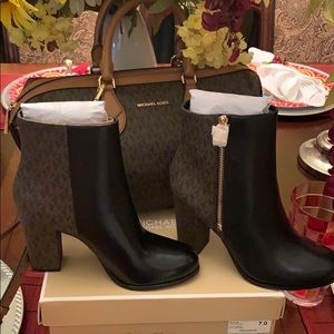 Michael Kors Signature Ankle Boots